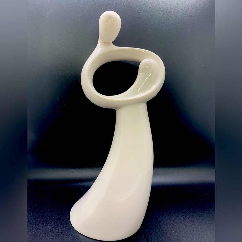 ENESCO 1997 Circle of Love by Kim Lawrence.  “MIRACLES” 335428